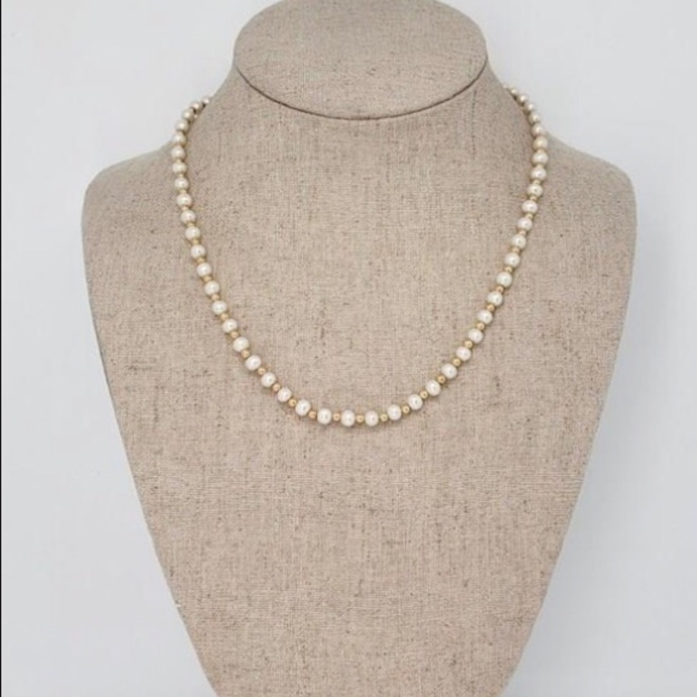 585 14KT Yellow Gold Bead & White Imitation Akoya Pearl Necklace 10.9g